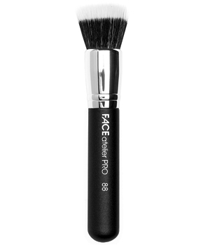 #88 Stipple Foundation Brush